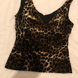 Women’s shirt size medium